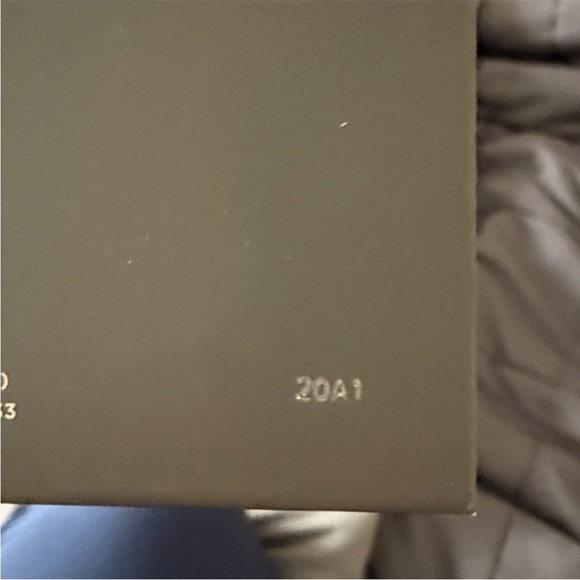 Eyeshadow Palette - Multi-Color - Picture 5 of 5